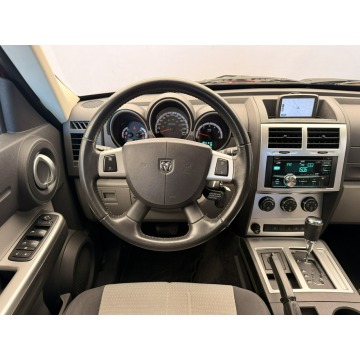 Dodge Nitro  SUV 2007,  2.8 diesel, automat - Na sprzedaż za 29 900 zł - Wrocław - zdjęcie 5