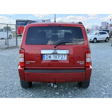 Dodge Nitro  SUV 2007,  2.8 diesel, automat - Na sprzedaż za 29 900 zł - Wrocław - zdjęcie 8