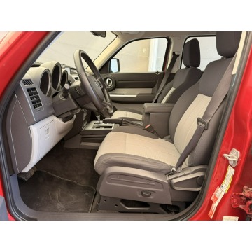 Dodge Nitro  SUV 2007,  2.8 diesel, automat - Na sprzedaż za 29 900 zł - Wrocław - zdjęcie 11