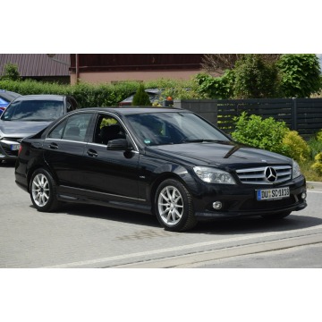 Mercedes C 180 - 1.6B Kompresor AMG Navi Xenon PDC Serwis 147 TYS KM Sprowadzony