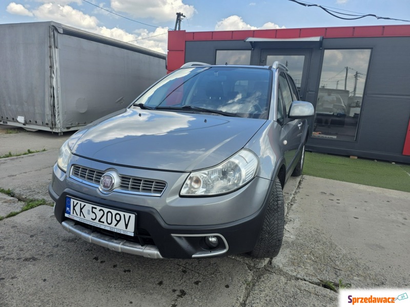 Fiat Sedici  SUV 2010,  1.6 benzyna - Na sprzedaż za 21 900 zł - Kraków