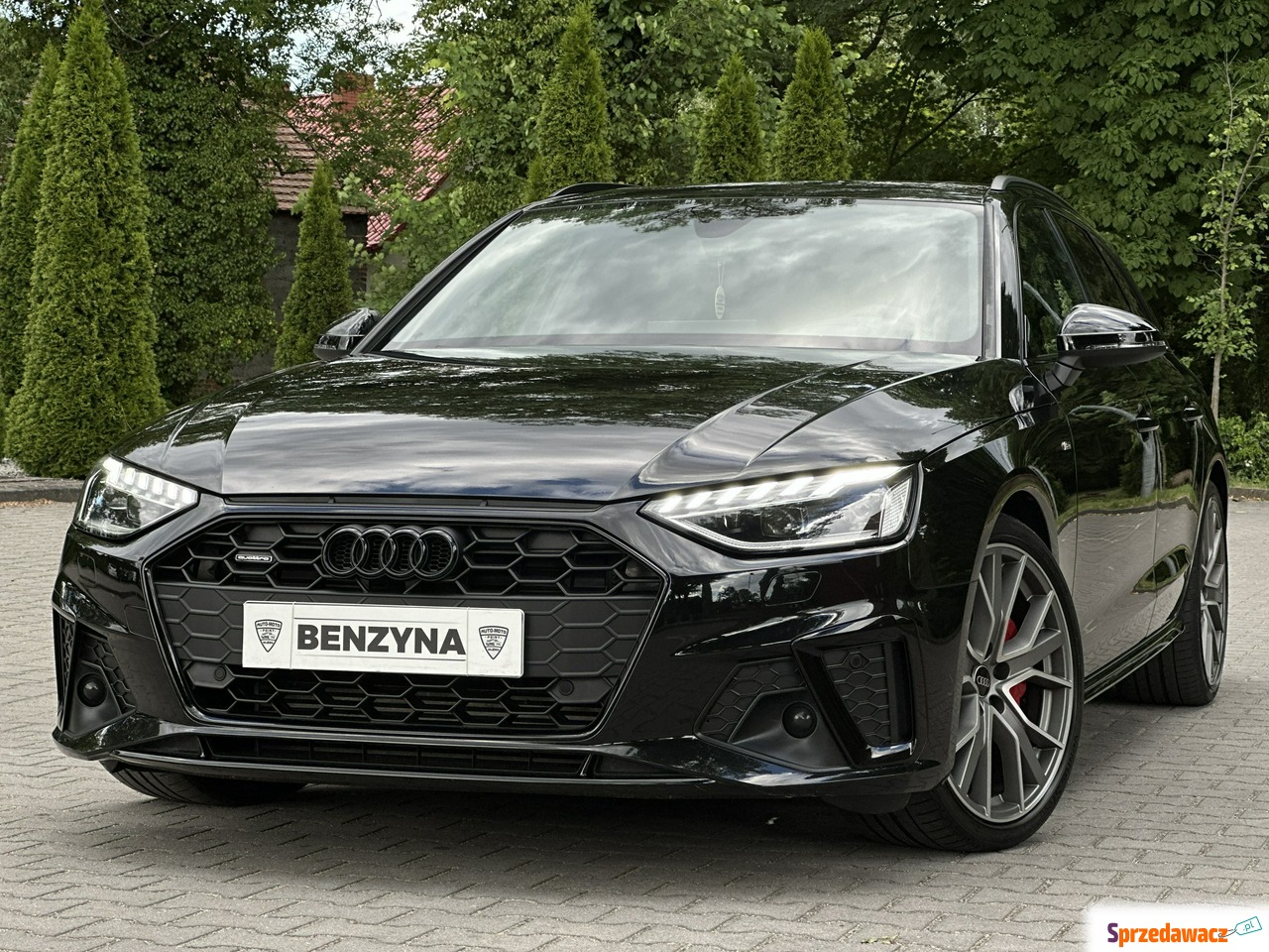 Audi A4 - LIFT S-line 40TFSI Q...