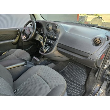 Mercedes - Benz Citan  Minivan/Van 2014,  1.5 diesel - Na sprzedaż za 8 500,00 zł - Wąchock - zdjęcie 6