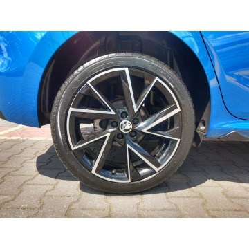 Skoda Kamiq  SUV 2020,  1.5 benzyna, automat - Na sprzedaż za 81 900 zł - Tychy - zdjęcie 8