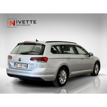 Volkswagen Passat 2022,  2.0 diesel, automat - Na sprzedaż za 89 900 zł - Warszawa - zdjęcie 5