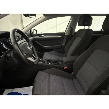 Volkswagen Passat 2022,  2.0 diesel, automat - Na sprzedaż za 89 900 zł - Warszawa - zdjęcie 12