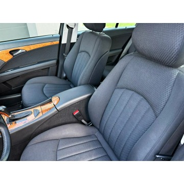 Mercedes - Benz E-klasa 2008,  1.8 benzyna, automat - Na sprzedaż za 19 999 zł - Radom - zdjęcie 12