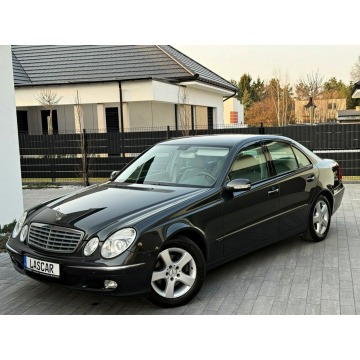 Mercedes - Benz E-klasa  Sedan/Limuzyna 2003,  2.1 diesel, automat - Na sprzedaż za 27 800 zł - Radom - zdjęcie 5