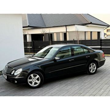 Mercedes - Benz E-klasa  Sedan/Limuzyna 2003,  2.1 diesel, automat - Na sprzedaż za 27 800 zł - Radom - zdjęcie 7
