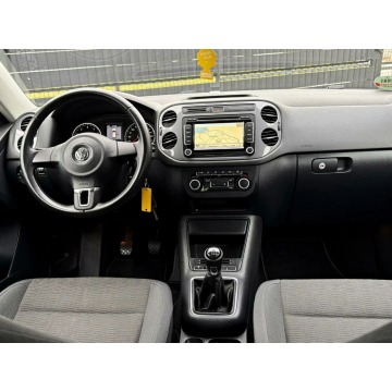 Volkswagen Tiguan  SUV 2013,  1.4 benzyna - Na sprzedaż za 39 900 zł - Radom - zdjęcie 2