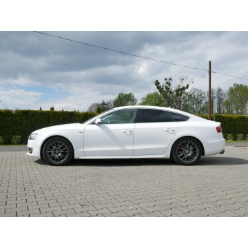 Audi A5  Sedan/Limuzyna 2009,  3.2 benzyna, automat - Na sprzedaż za 36 700 zł - Goczałkowice-Zdrój - zdjęcie 2
