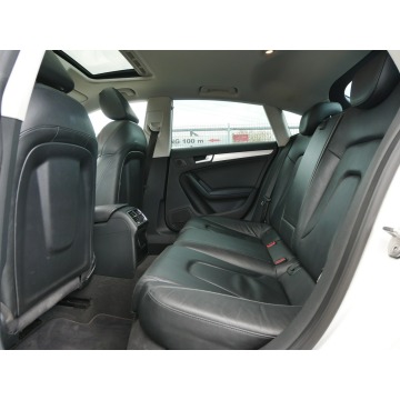 Audi A5  Sedan/Limuzyna 2009,  3.2 benzyna, automat - Na sprzedaż za 36 700 zł - Goczałkowice-Zdrój - zdjęcie 9