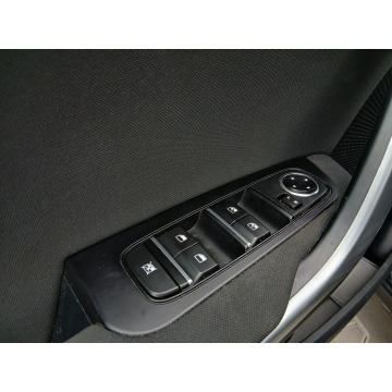 Kia   Hatchback 2023,  1.5 benzyna - Na sprzedaż za 72 800 zł - Łódź - zdjęcie 12