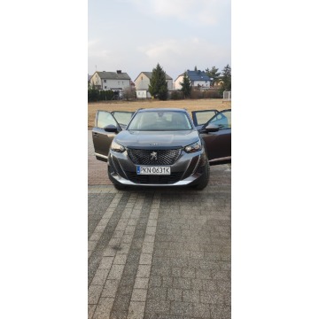 Peugeot 2008  SUV 2020,  1.2 benzyna - Na sprzedaż za 54 900 zł - Kleczew - zdjęcie 2