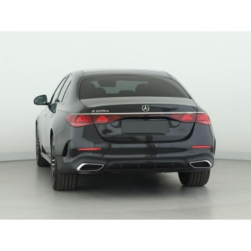 Mercedes - Benz E-klasa  Sedan/Limuzyna 2026,  2.0 diesel, automat - Na sprzedaż za 289 645 zł - Warszawa - zdjęcie 4
