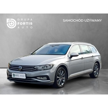 Volkswagen Passat - 2022
