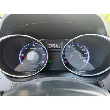 Hyundai ix35  SUV 2010,  1.7 diesel - Na sprzedaż za 27 900 zł - Zwoleń - zdjęcie 8