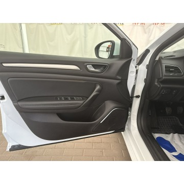 Renault Megane  Sedan/Limuzyna 2019,  1.5 diesel - Na sprzedaż za 39 900 zł - Warszawa - zdjęcie 10