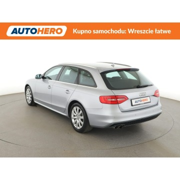 Audi A4  Kombi 2015,  2.0 diesel, automat - Na sprzedaż za 43 900 zł - Warszawa - zdjęcie 4