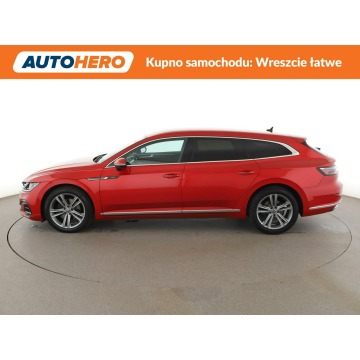 Volkswagen Arteon  Kombi 2023,  2.0 diesel, automat - Na sprzedaż za 118 900 zł - Warszawa - zdjęcie 2