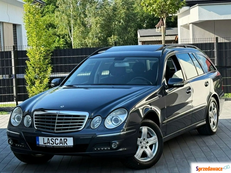 Mercedes - Benz E-klasa 2008,  1.8 benzyna, automat - Na sprzedaż za 19 999 zł - Radom