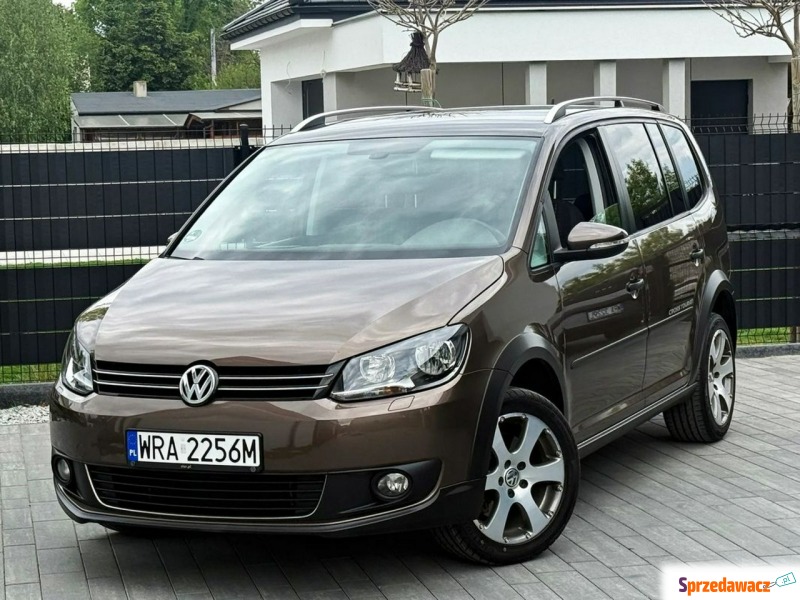 Volkswagen Touran  Minivan/Van 2011,  2.0 diesel - Na sprzedaż za 37 900 zł - Radom