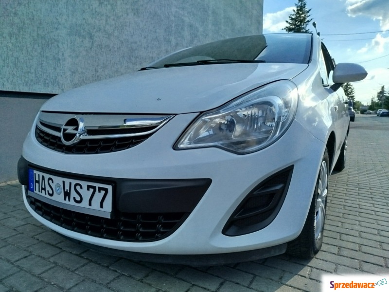 Opel Corsa  Hatchback 2011,  1.2 benzyna - Na sprzedaż za 6 300,00 zł - Toruń