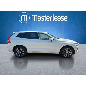 Volvo   SUV 2022,  2.0 benzyna, automat - Na sprzedaż za 169 850 zł - Warszawa - zdjęcie 4
