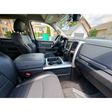 Dodge RAM 2017,  3.6 benzyna, automat - Na sprzedaż za 115 000 zł - Harklowa - zdjęcie 11