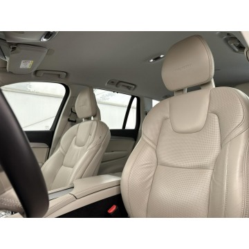 Volvo   SUV 2020,  2.0 diesel, automat - Na sprzedaż za 132 900 zł - Warszawa - zdjęcie 11