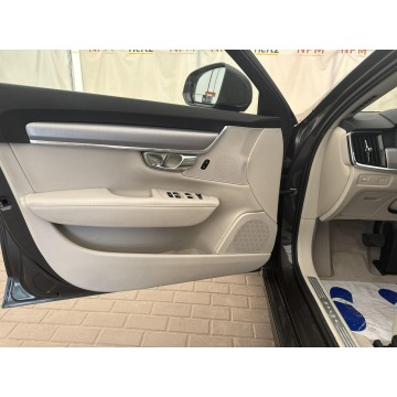 Volvo V90  Kombi 2019,  2.0 diesel, automat - Na sprzedaż za 92 500 zł - Warszawa - zdjęcie 10
