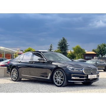 BMW Seria 7  Sedan/Limuzyna 2018,  4.4 benzyna, automat - Na sprzedaż za 164 900 zł - Michałowice-Wieś - zdjęcie 2