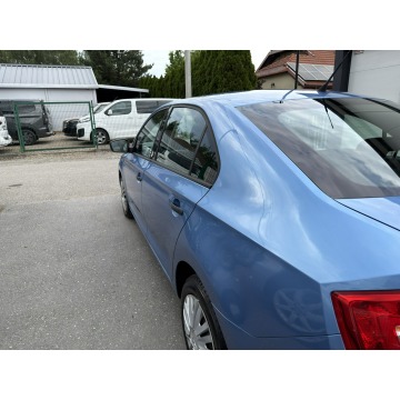 Skoda Rapid  Sedan/Limuzyna 2013,  1.6 diesel - Na sprzedaż za 15 900 zł - Gdów - zdjęcie 4