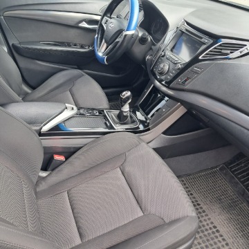 Hyundai i40  Kombi 2014,  1.7 diesel - Na sprzedaż za 29 000 zł - Malbork - zdjęcie 2