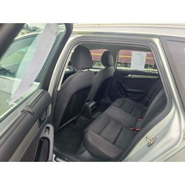Audi A4  Kombi 2009,  1.8 benzyna - Na sprzedaż za 17 200 zł - Turek - zdjęcie 3