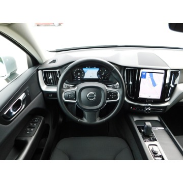 Volvo   SUV 2021,  2.0 benzyna, automat - Na sprzedaż za 99 990 zł - Żyrardów - zdjęcie 7