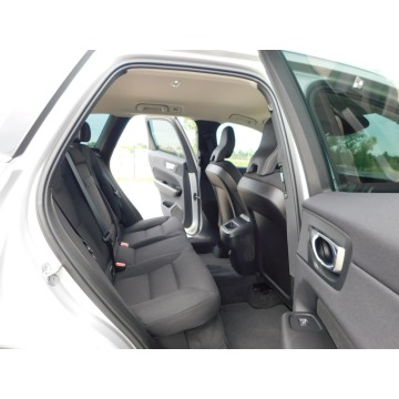 Volvo   SUV 2021,  2.0 benzyna, automat - Na sprzedaż za 99 990 zł - Żyrardów - zdjęcie 11