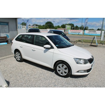 Skoda Fabia  Kombi 2016,  1.4 diesel - Na sprzedaż za 18 900 zł - Warszawa - zdjęcie 5