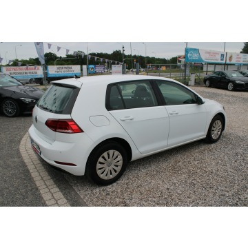 Volkswagen Golf  Hatchback 2019,  1.6 diesel - Na sprzedaż za 41 900 zł - Warszawa - zdjęcie 6