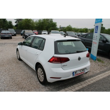 Volkswagen Golf  Hatchback 2019,  1.6 diesel - Na sprzedaż za 41 900 zł - Warszawa - zdjęcie 8
