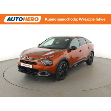 Citroen C4 - 1.2 Benzyna Shine Nawigacja Tempomat Szklany Dach Asystenci Kamera LED