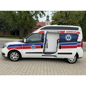 Fiat Doblo 2016 Ambulans oryginalna karetka 2.0JTD - Pojazdy specjalistyczne - Gostyń - zdjęcie 7