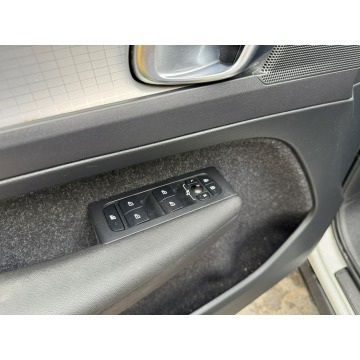Volvo   SUV 2019,  2.0 diesel - Na sprzedaż za 29 900 zł - Margonin - zdjęcie 11