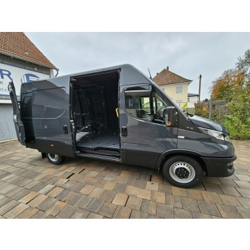 Iveco Daily 2026,  2.3 diesel, automat - Na sprzedaż za 162 237 zł - Szczecinek - zdjęcie 2