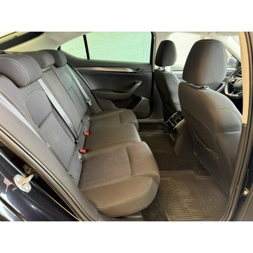 Skoda Superb  Liftback 2020,  2.0 benzyna, automat - Na sprzedaż za 97 900 zł - Wrocław - zdjęcie 6