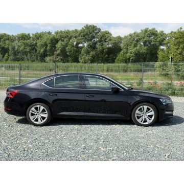 Skoda Superb  Liftback 2020,  2.0 benzyna, automat - Na sprzedaż za 97 900 zł - Wrocław - zdjęcie 11