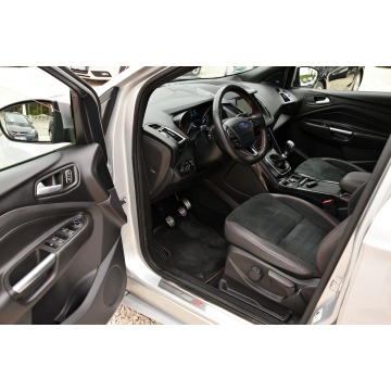 Ford Kuga  SUV 2019,  2.0 diesel - Na sprzedaż za 64 900 zł - Ostrów Mazowiecka - zdjęcie 8