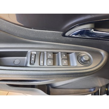 Opel Mokka  SUV 2018,  1.4 benzyna - Na sprzedaż za 61 900 zł - Kraków - zdjęcie 11