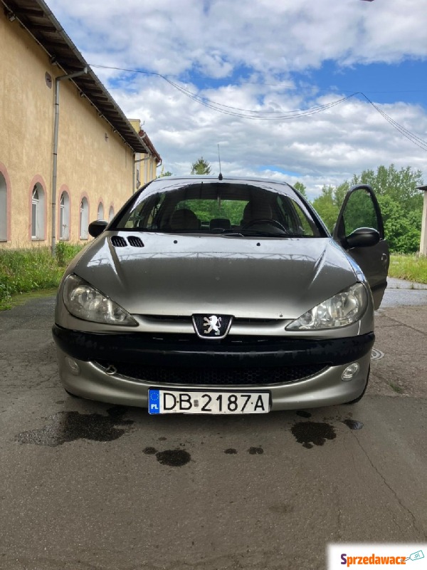 Peugeot 206  Hatchback 2004,  1.4 benzyna - Na sprzedaż za 1 700,00 zł - Wałbrzych