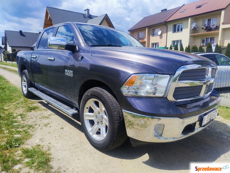 Dodge RAM 2017,  3.6 benzyna, automat - Na sprzedaż za 115 000 zł - Harklowa